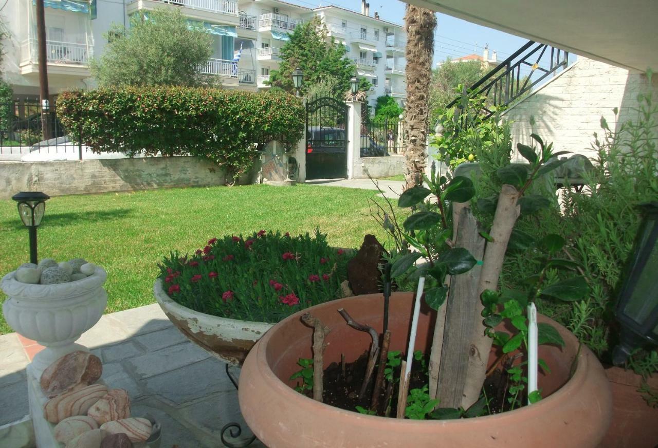 A Majestic Elegant House With A Garden Apartment Peraia  ภายนอก รูปภาพ